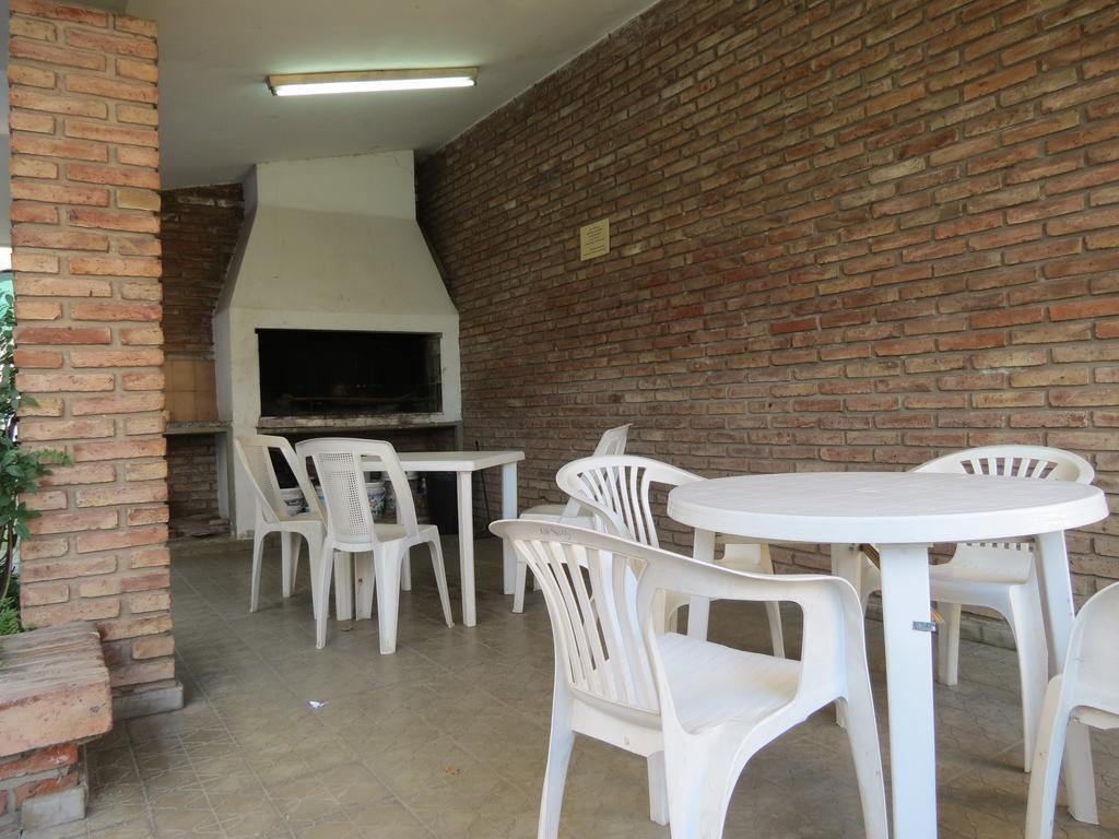 Hotel Arenales Villa Carlos Paz Extérieur photo