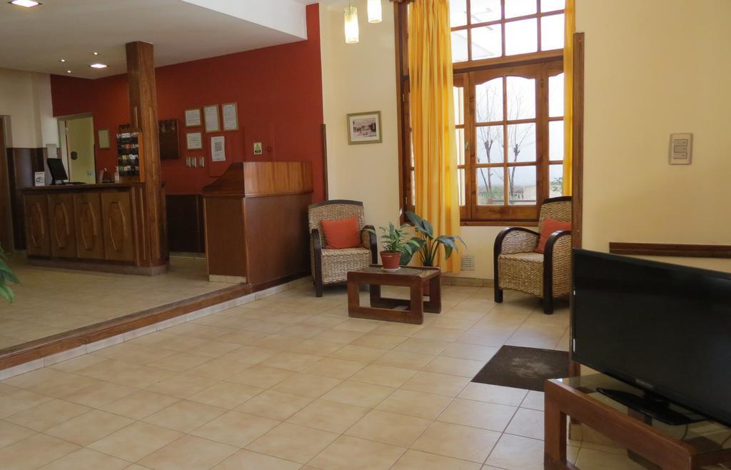 Hotel Arenales Villa Carlos Paz Extérieur photo