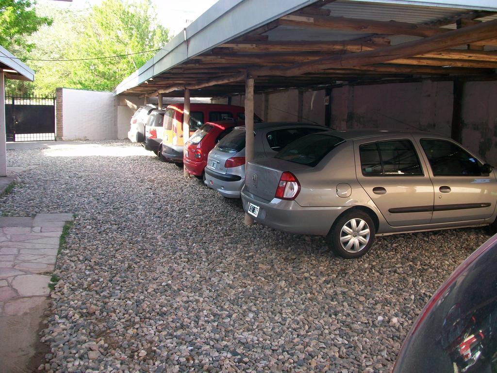 Hotel Arenales Villa Carlos Paz Extérieur photo