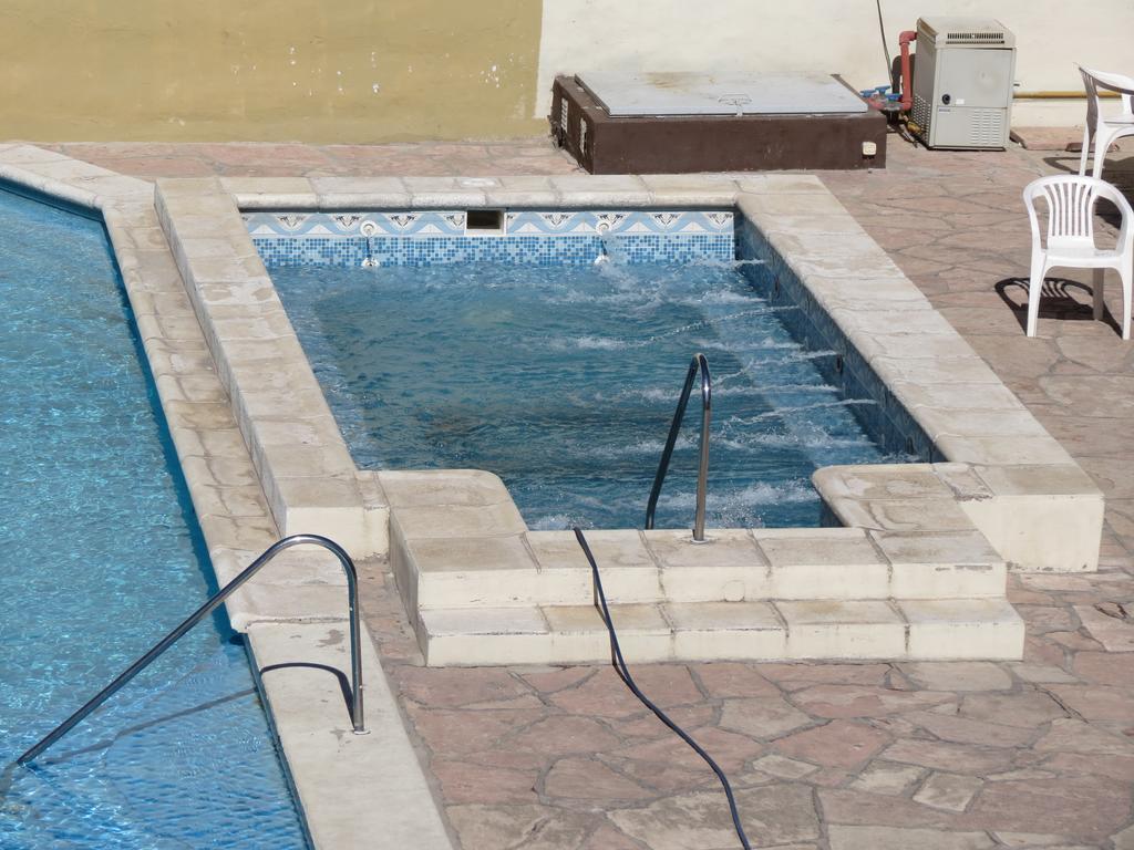 Hotel Arenales Villa Carlos Paz Extérieur photo