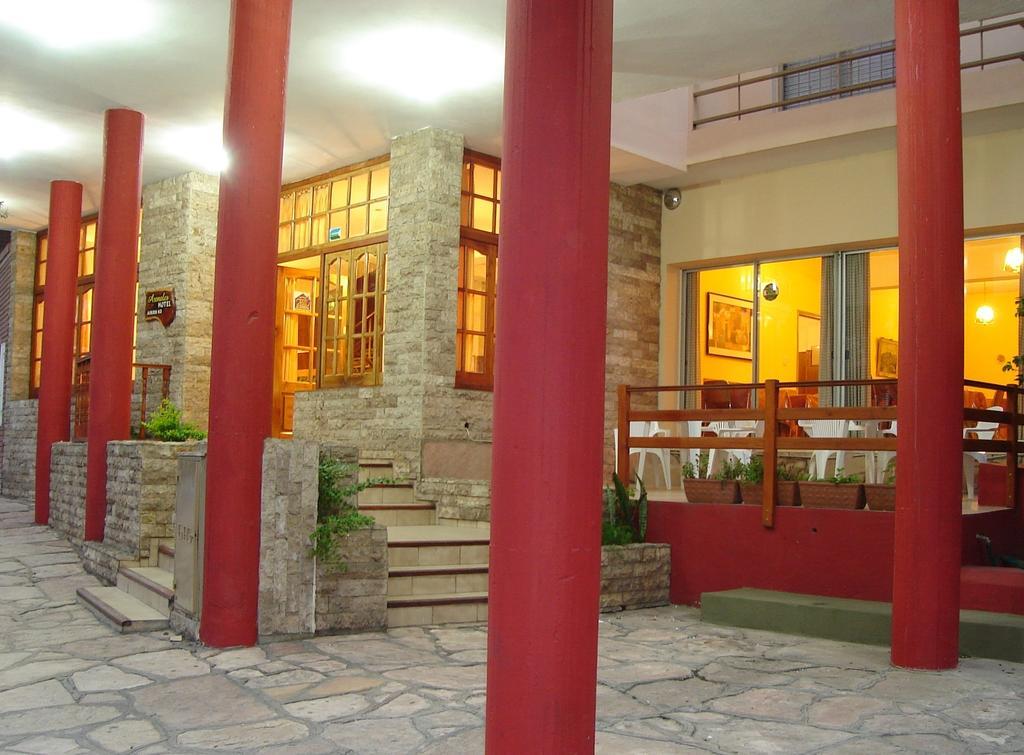 Hotel Arenales Villa Carlos Paz Extérieur photo