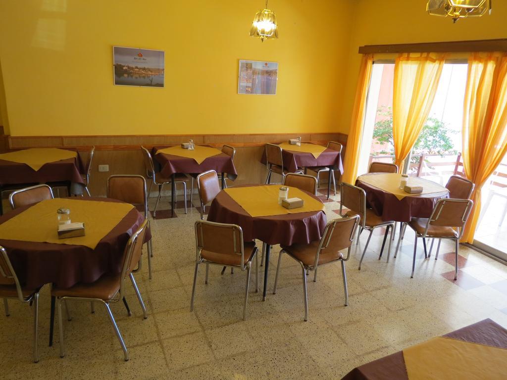 Hotel Arenales Villa Carlos Paz Extérieur photo